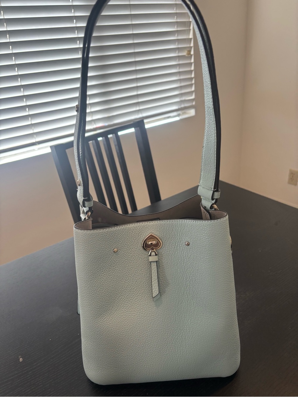 Kate Spade Leather Bucket Crossbody Bag in Light Blue with Rooster charm - Picture 3 of 9